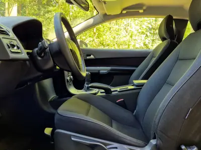 Volvo C30 2011 - 7750 EUR, 179000 km - AUTO.MOTO.pt - 179000km - foto 13 de 28