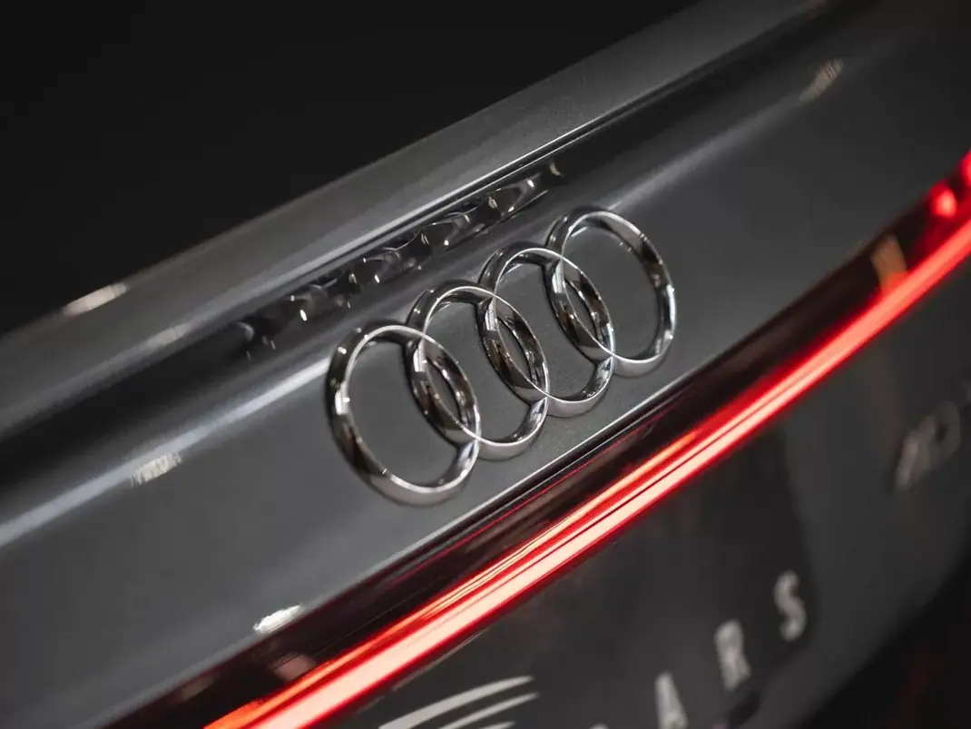 Audi A7 2019 - 43990 EUR, 63000 km - 63000km - foto 12 de 28