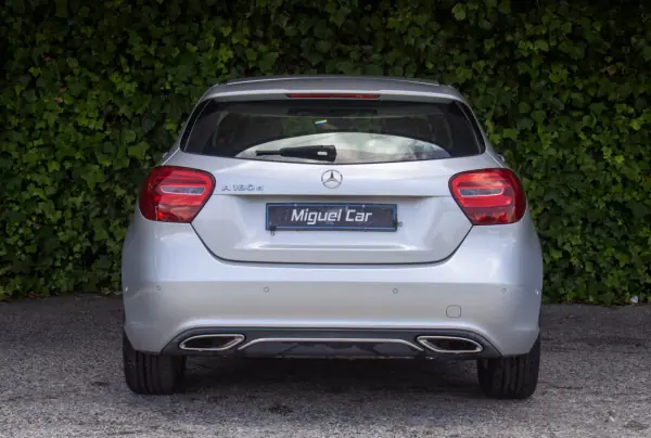Mercedes-Benz A 180 2016 - 16500 EUR, 136000 km - AUTO.MOTO.pt - 136000km - foto 9 de 16