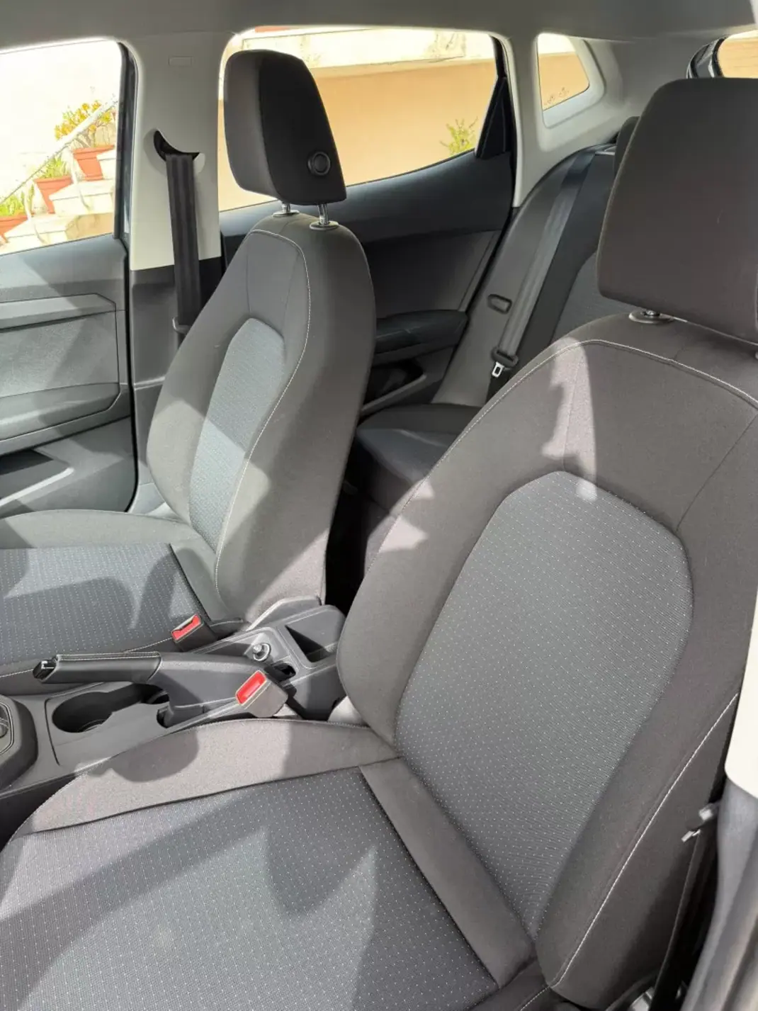 SEAT Ibiza 2024 - 18500 EUR, 16000 km - AUTO.MOTO.pt - 16000km - foto 14 de 15