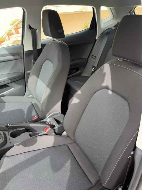 SEAT Ibiza 2024 - 17250 EUR, 16000 km - AUTO.MOTO.pt - 16000km - foto 14 de 15