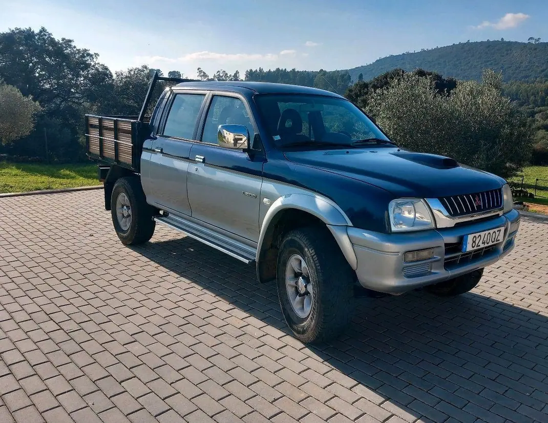Mitsubishi L200 2001 - 3000 EUR, 240000 km - 240000km - foto 1 de 6