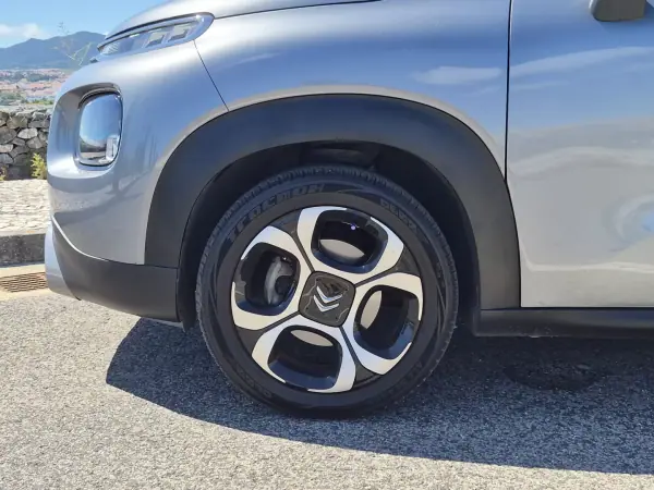 Citroën C3 Aircross 2019 - 11490 EUR, 70286 km - AUTO.MOTO.pt - 70286km - foto 38 de 39