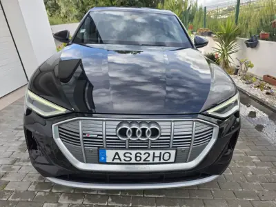 Audi e-tron 2022 - 31750 EUR, 115000 km - AUTO.MOTO.pt - 115000km - foto 17 de 73