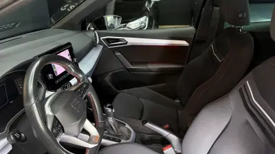 SEAT Arona 2023 - 16990 EUR, 30000 km - AUTO.MOTO.pt - 30000km - foto 26 de 42