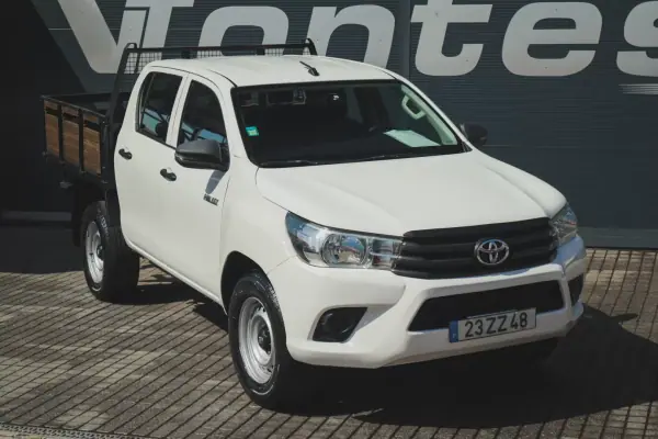 Toyota 2020 - 30980 EUR, 40250 km - AUTO.MOTO.pt - 40250km - foto 5 de 16