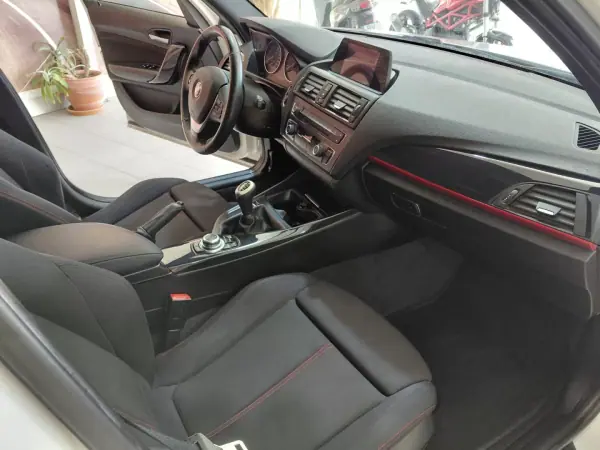 BMW 116 2013 - 11900 EUR, 218000 km - AUTO.MOTO.pt - 218000km - foto 17 de 18