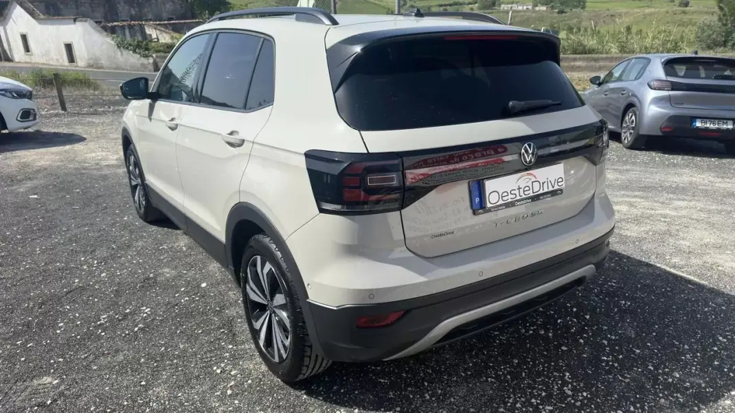 Volkswagen T-Cross 2022 - 16490 EUR, 95000 km - AUTO.MOTO.pt - 95000km - foto 7 de 22