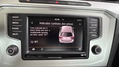Volkswagen Passat Variant 2015 - 11490 EUR, 200121 km - AUTO.MOTO.pt - 200121km - foto 17 de 37