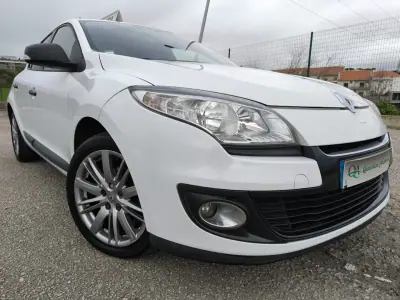 Renault Mégane 1.5 DCI III Hatchback 2013 - 4950 EUR, 317737 km - AUTO.MOTO.pt - 317737km - foto 15 de 50