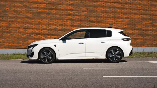 Peugeot 308 1.2 PureTech GT EAT8 2023 Petrol