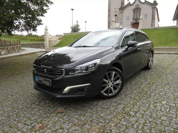 Peugeot 508 SW 2018 - 16990 EUR, 162000 km - AUTO.MOTO.pt - 162000km - foto 3 de 62