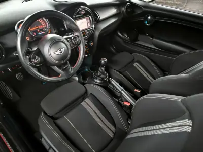 MINI 3 Portas 2017 — foto 5 de 64