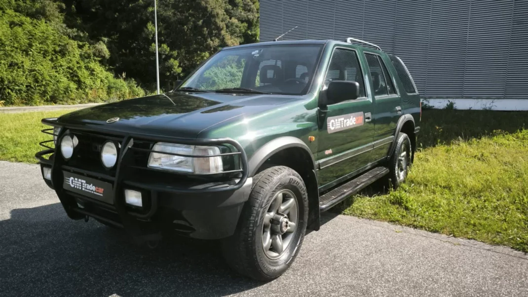 Opel Frontera 1998 - 4999 EUR, 216000 km - AUTO.MOTO.pt - 216000km - foto 1 de 21