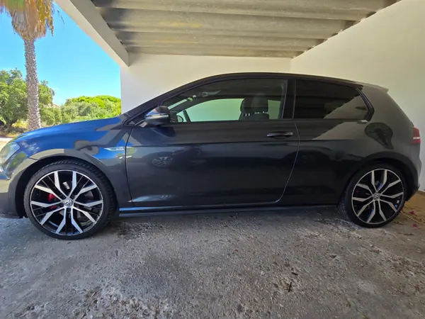 Volkswagen Golf 2014 - 14750 EUR, 262000 km - 262000km - foto 5 de 13