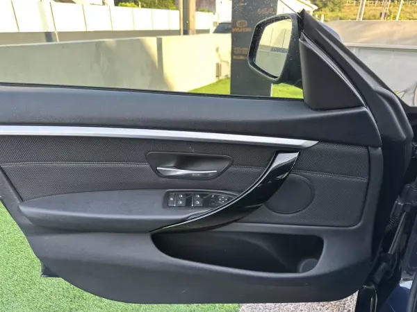 BMW 420 Gran Coupé 2019 - 23900 EUR, 180000 km - AUTO.MOTO.pt - 180000km - foto 36 de 61