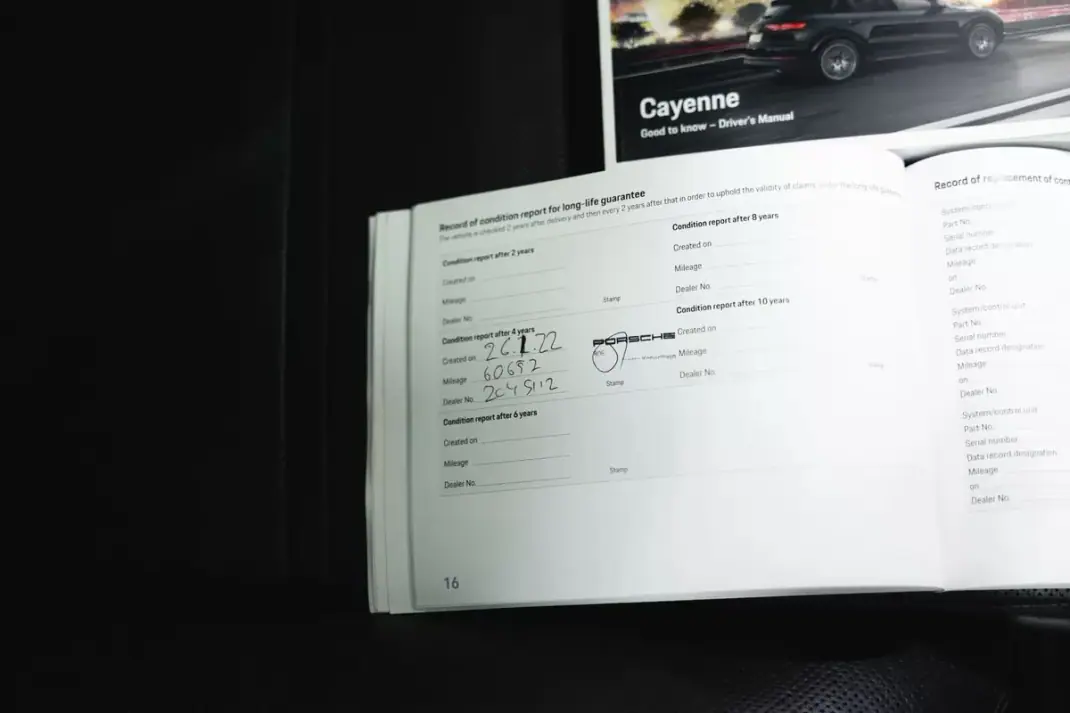 Porsche Cayenne 2018 - 57950 EUR, 120059 km - 120059km - foto 60 de 60