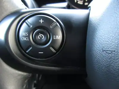 MINI Cooper 2021 - 19990 EUR, 90000 km - AUTO.MOTO.pt - 90000km - foto 48 de 52