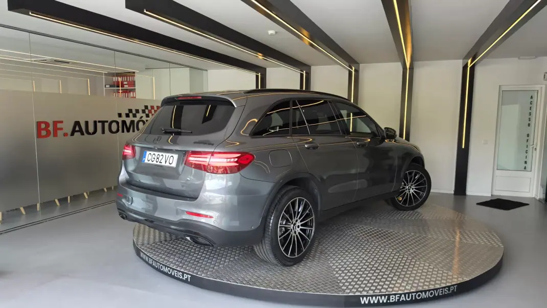 Mercedes-Benz GLC 220 2015 - 27900 EUR, 198275 km - 198275km - foto 4 de 67