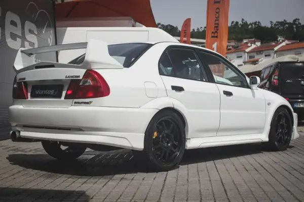 Mitsubishi Lancer 1998 - 125000 EUR, 54109 km - AUTO.MOTO.pt - 54109km - foto 5 de 30