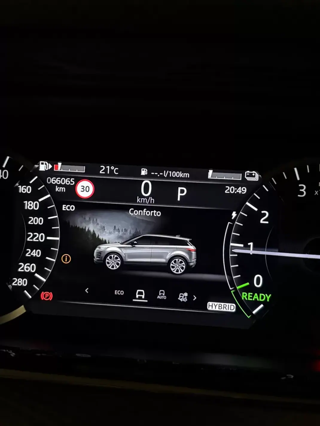 Land Rover EVOQUE 2022 - 37750 EUR, 66000 km - 66000km - foto 32 de 37
