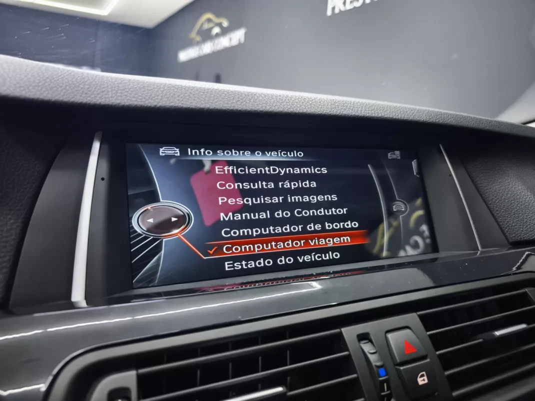 BMW 520 2015 - 19950 EUR, 244033 km - AUTO.MOTO.pt - 244033km - foto 34 de 46