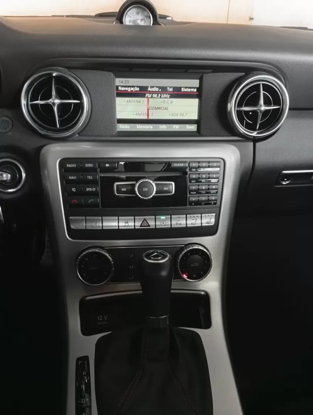 Mercedes-Benz SLK 200 2015 - 31500 EUR, 21787 km - AUTO.MOTO.pt - 21787km - foto 24 de 28