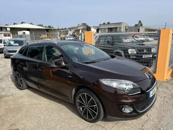 Renault Mégane Sport Tourer 2012 - 6450 EUR, 245827 km - AUTO.MOTO.pt - 245827km - foto 6 de 14