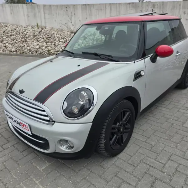 MINI 3 Portas 2011 - 11850 EUR, 158400 km - AUTO.MOTO.pt - 158400km - foto 13 de 24