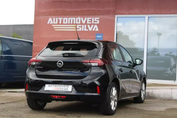 Opel Corsa 2020 - 12990 EUR, 95000 km - AUTO.MOTO.pt - 95000km - foto 9 de 17