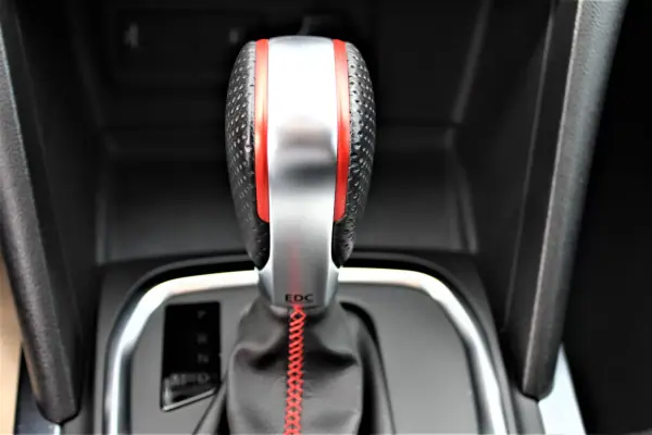 Renault Mégane 2019 - 43990 EUR, 42000 km - AUTO.MOTO.pt - 42000km - foto 37 de 41