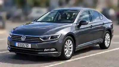 Volkswagen Passat 2016 — photo 3 of 6