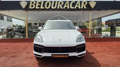 Porsche Cayenne 2022 - 120000 EUR, 42421 km - AUTO.MOTO.pt - 42421km - foto 2 de 27
