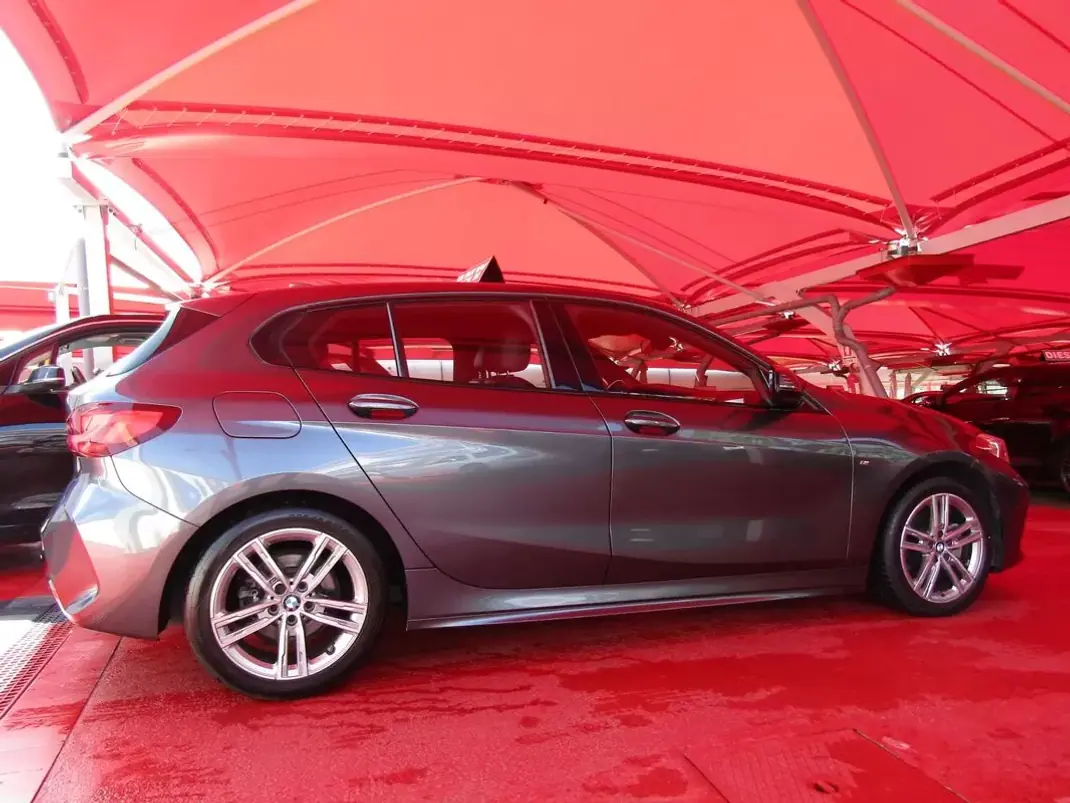 BMW 116 2021 - 24899 EUR, 49120 km - 49120km - foto 22 de 31