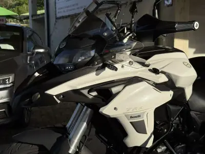 Benelli TRK 502 2018 - 4450 EUR, 19295 km - AUTO.MOTO.pt - 19295km - foto 3 de 17