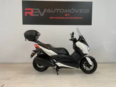 Yamaha XMAX 2017 - 3950 EUR, 9400 km - 9400km - foto 1 de 19