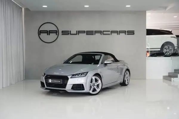 Audi TT Roadster 2015