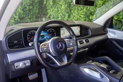 Mercedes-Benz GLE 300 2019 - 56900 EUR, 100700 km - AUTO.MOTO.pt - 100700km - foto 12 de 21