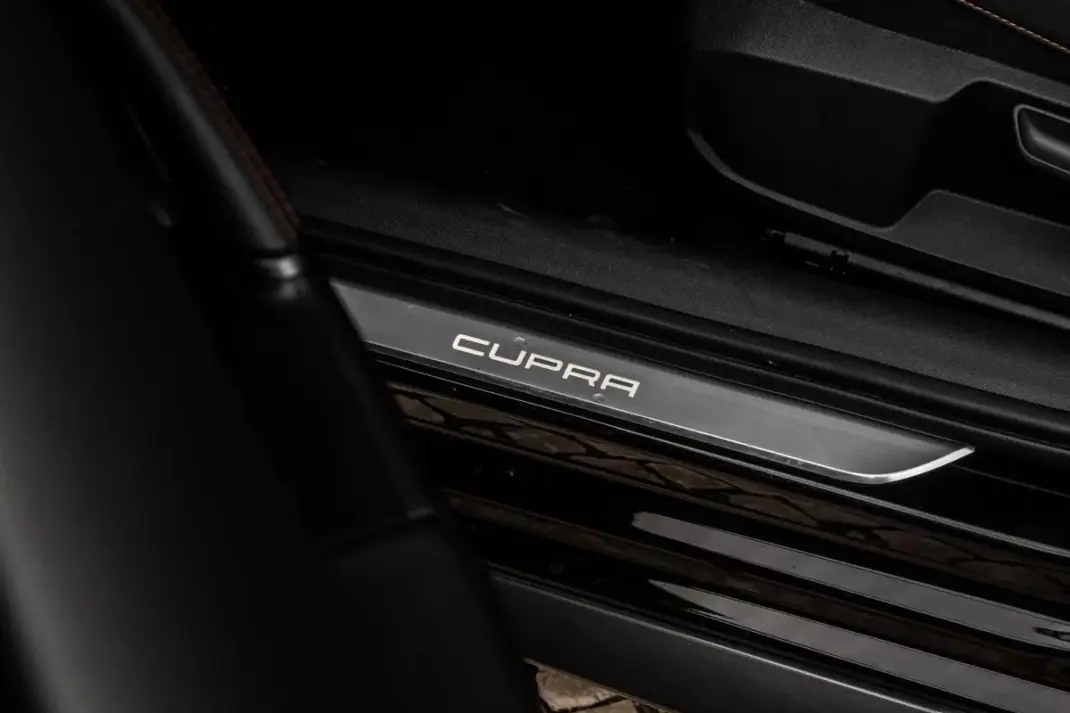 Cupra Leon 2024 - 44990 EUR, 28344 km - 28344km - foto 31 de 49