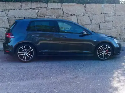 Volkswagen Golf 2013 - 17490 EUR, 214500 km - AUTO.MOTO.pt - 214500km - foto 3 de 17