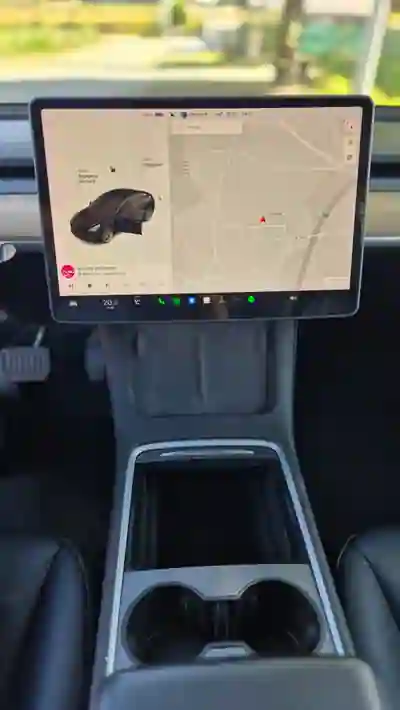 Tesla Model 3 2021 - 23000 EUR, 89000 km - AUTO.MOTO.pt - 89000km - foto 5 de 7