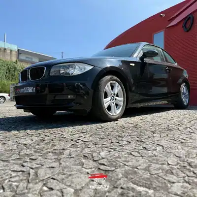 BMW 120 2008 - 11500 EUR, 243000 km - 243000km - foto 14 de 15