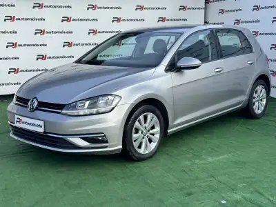 Volkswagen Golf 2017 - 14850 EUR, 162567 km - AUTO.MOTO.pt - 162567km - foto 2 de 20