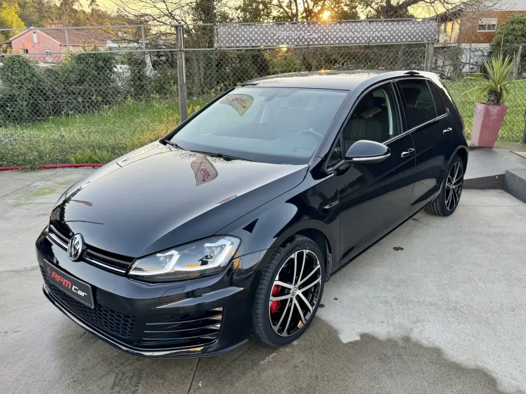 Volkswagen Golf 2015 - 15999 EUR, 180000 km - AUTO.MOTO.pt - 180000km - foto 5 de 24