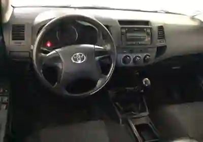 Toyota Hilux 2014 - 7000 EUR, 90000 km - 90000km - foto 3 de 7