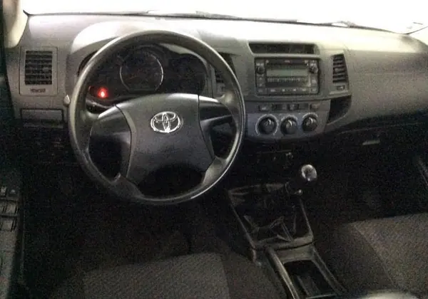 Toyota Hilux 2.5 D-4D 4WD CD 2014 Diesel