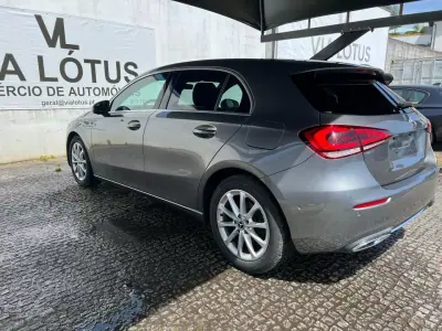 Mercedes-Benz A 180 2019 - 19000 EUR, 200150 km - AUTO.MOTO.pt - 200150km - foto 5 de 14