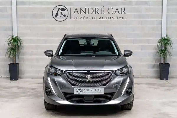 Peugeot 2008 2021 - 16450 EUR, 22568 km - AUTO.MOTO.pt - 22568km - foto 3 de 54