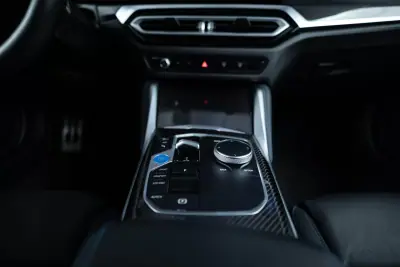 BMW i4 2023 - 43000 EUR, 33000 km - AUTO.MOTO.pt - 33000km - foto 17 de 25