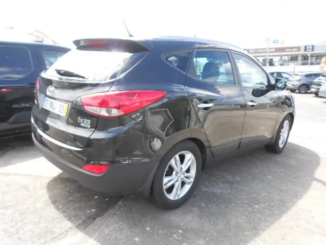 Hyundai ix35 2013 - 12750 EUR, 94101 km - AUTO.MOTO.pt - 94101km - foto 5 de 12